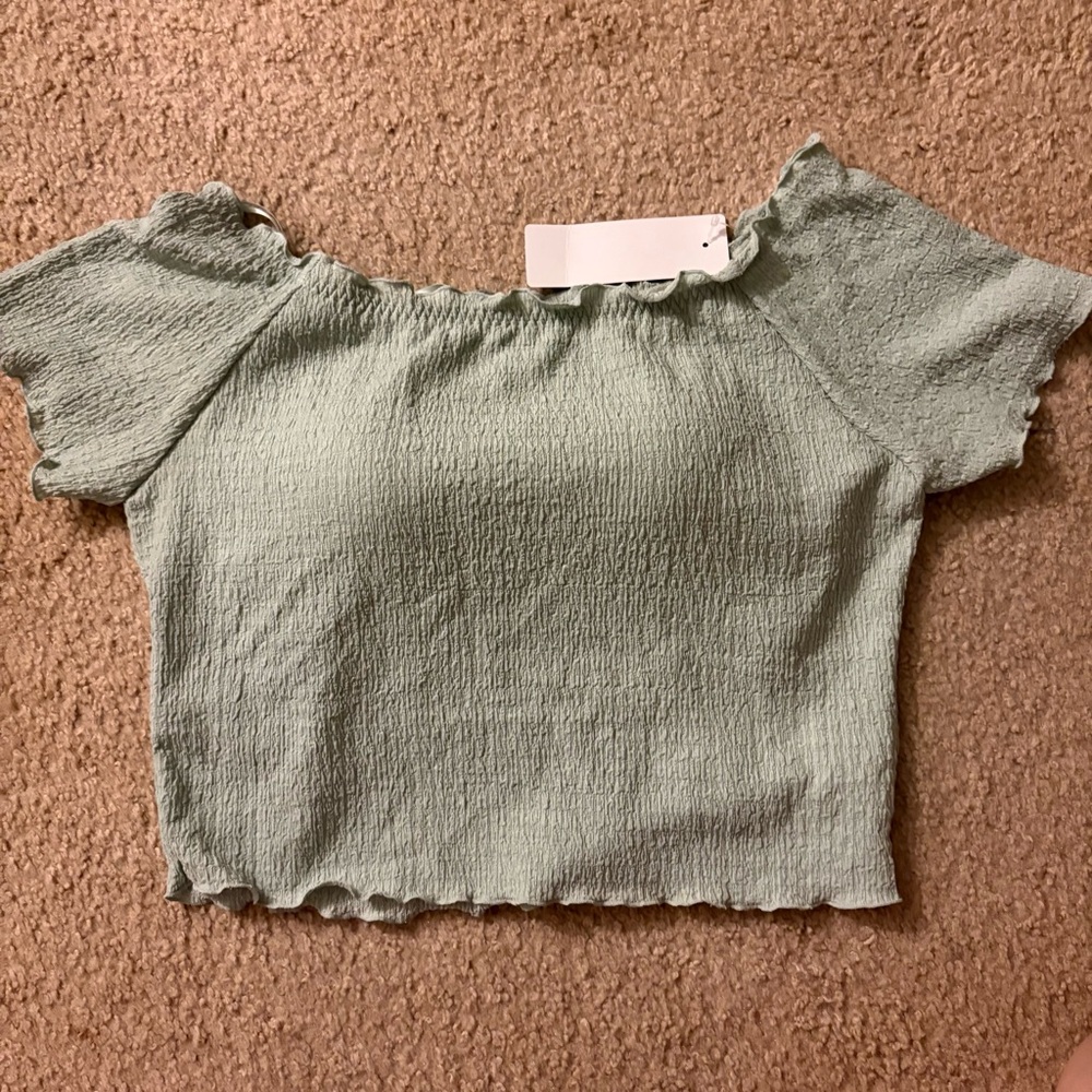 GU off the shoulder light green crop tshirt